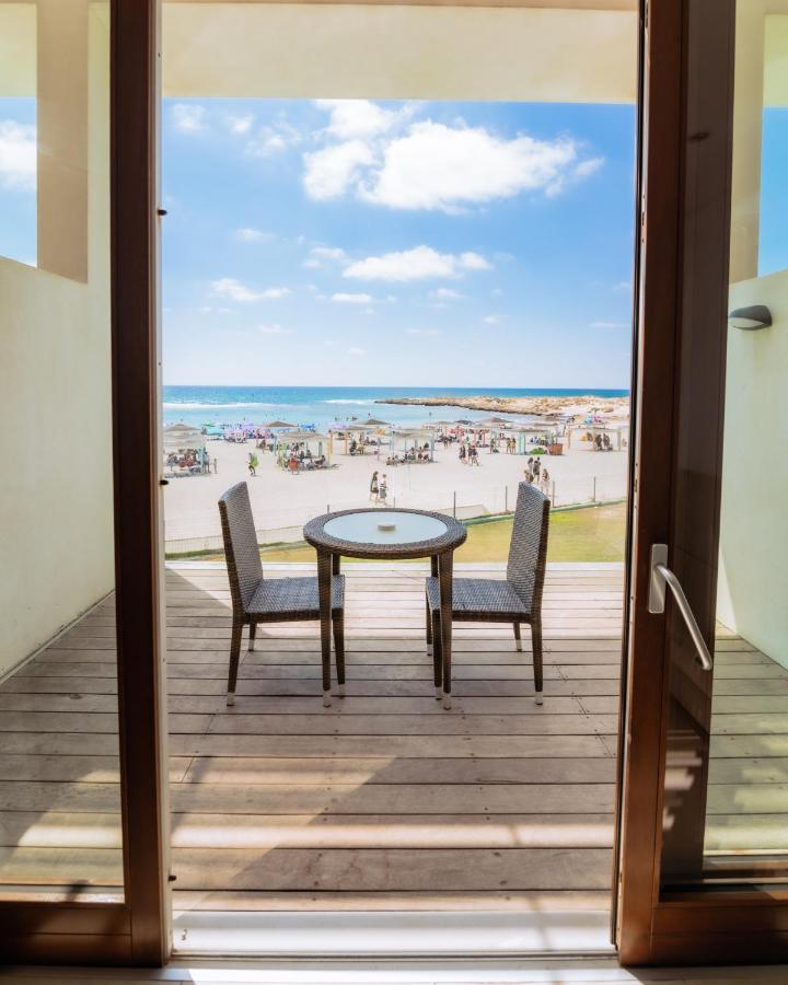 Nachsholim Beach Hotel Nahsholim Bagian luar foto