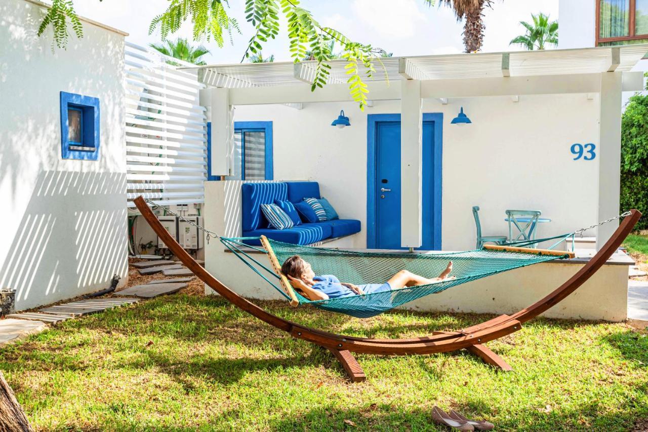 Nachsholim Beach Hotel Nahsholim Bagian luar foto