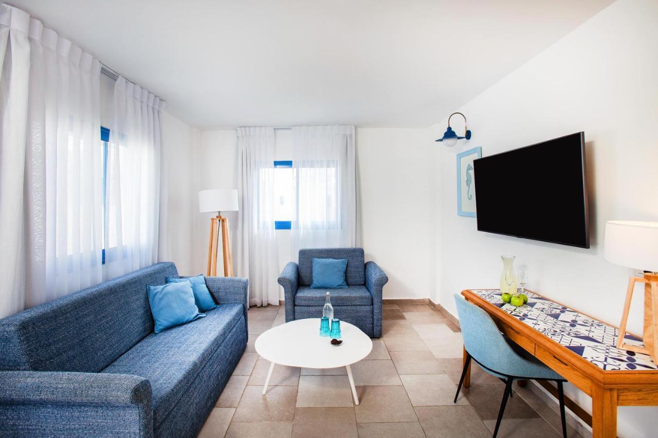 Nachsholim Beach Hotel Nahsholim Bagian luar foto