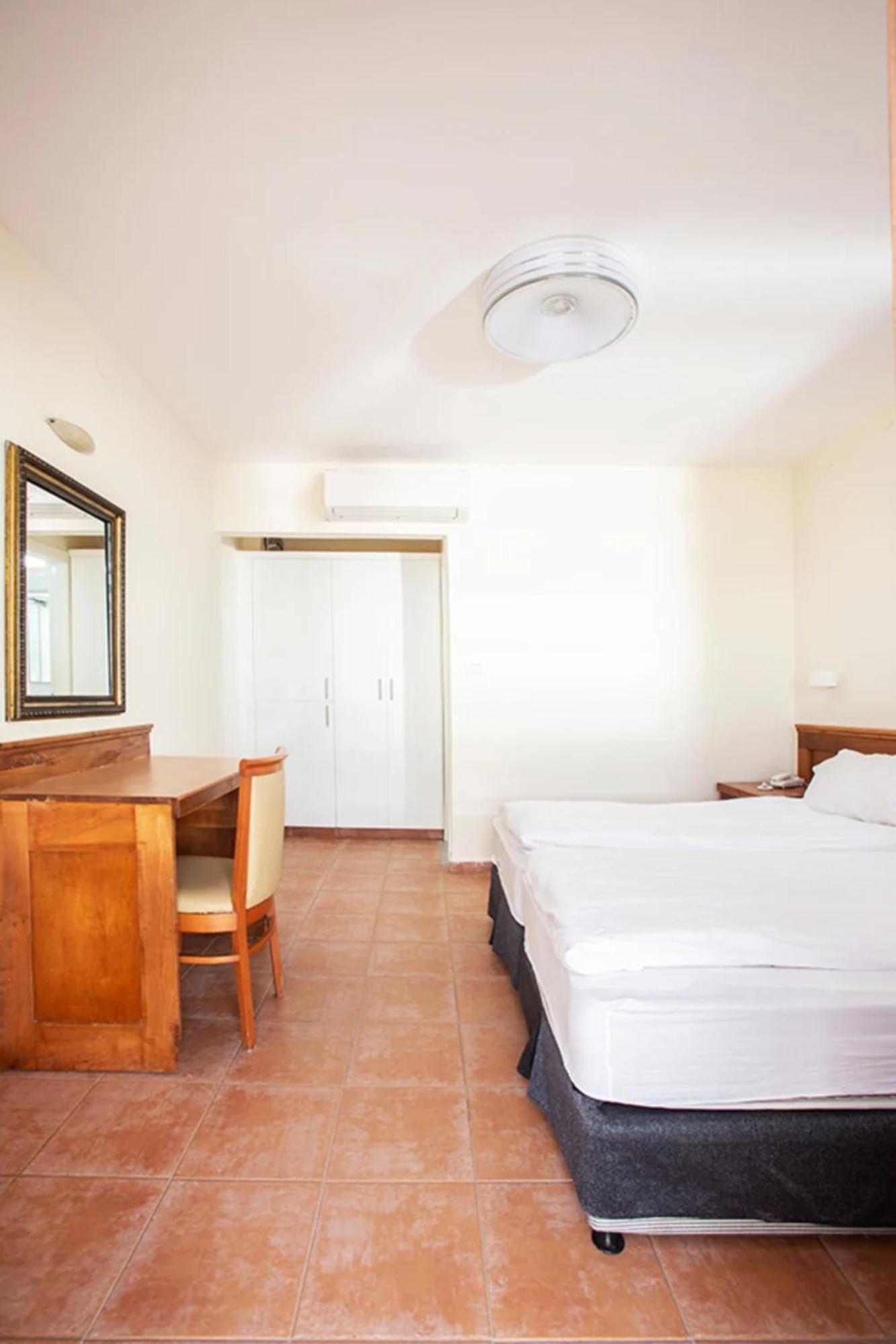 Nachsholim Beach Hotel Nahsholim Ruang foto