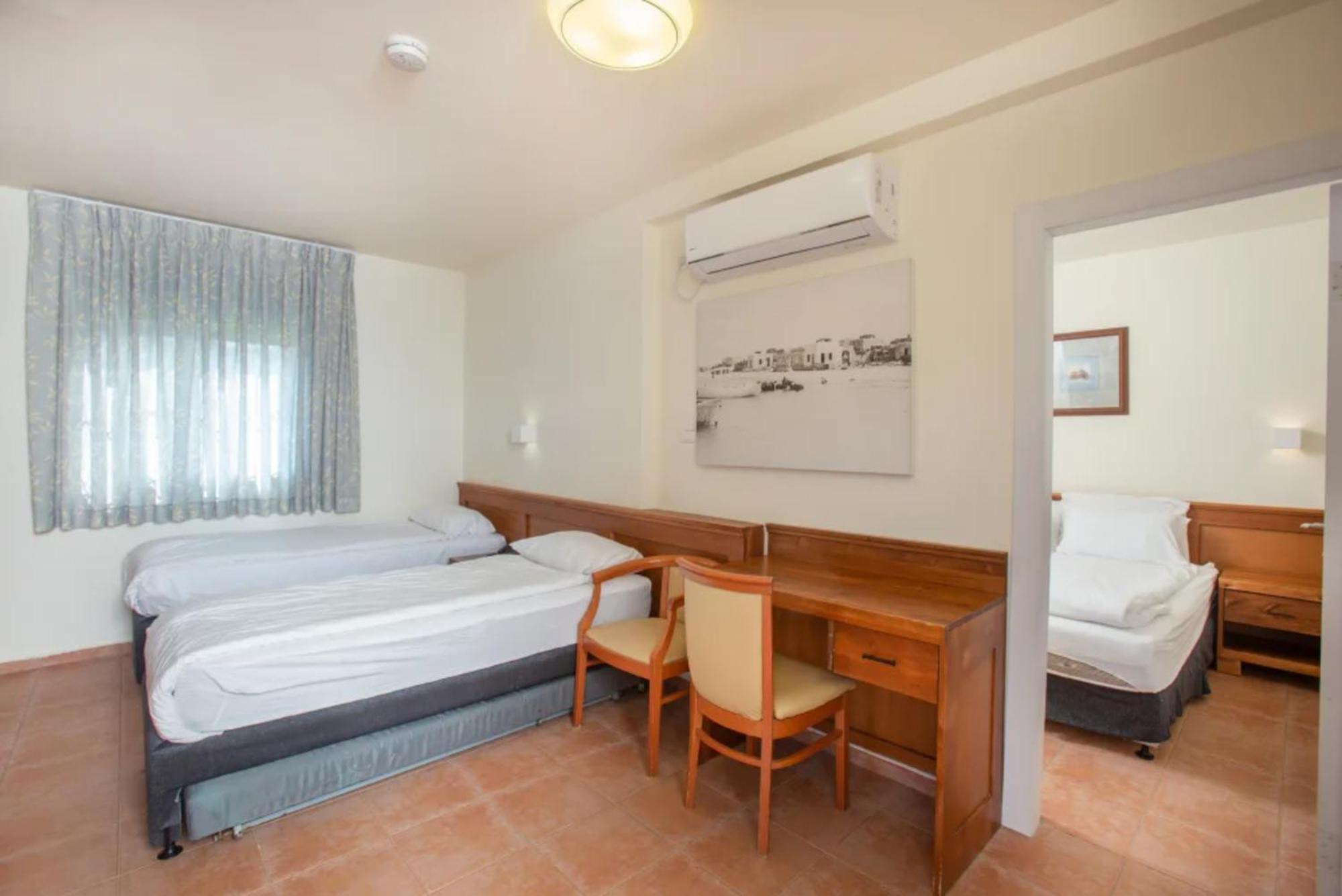 Nachsholim Beach Hotel Nahsholim Ruang foto